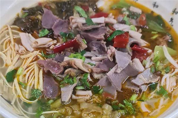 牛大大泡椒牛肉米线