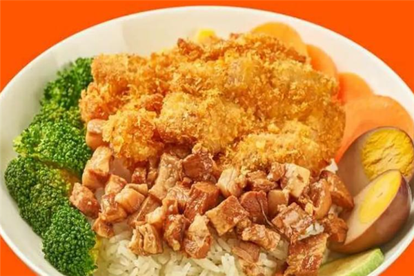 卧龙阁牛肉鸡排饭