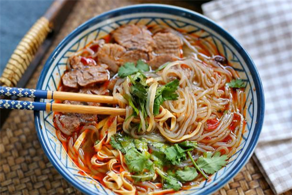 百味牛肉汤 百味牛肉汤
