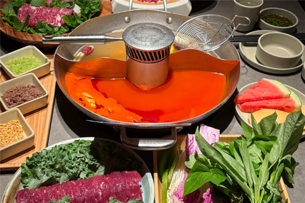 鸿鑫甲子牛肉火锅