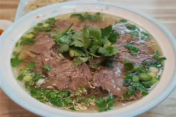 百味牛肉汤 百味牛肉汤