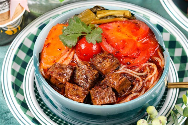 炸舌泡椒牛肉米粉 炸舌泡椒牛肉米粉