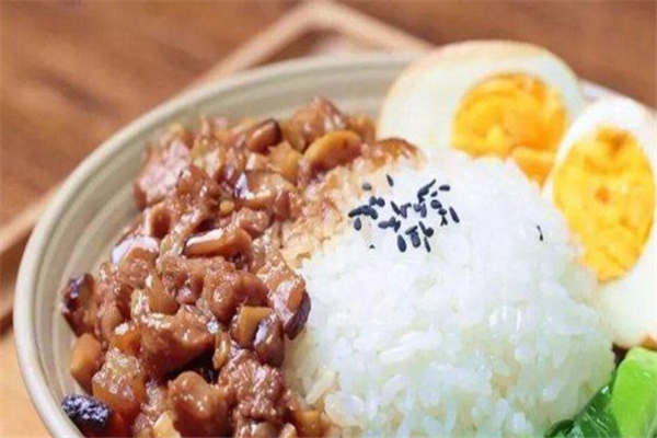 外婆家卤肉饭