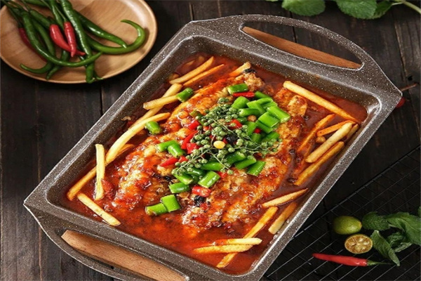 蜀间烤鱼饭加盟