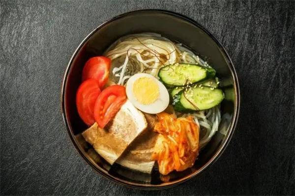 七味日式拉面