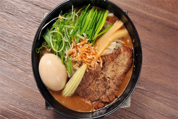 七味日式拉面