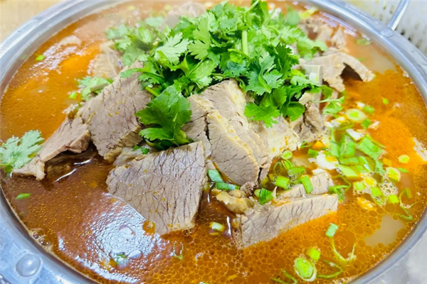 红鼻子牛肉汤