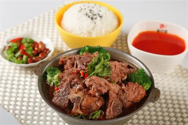 回味坊排骨米饭