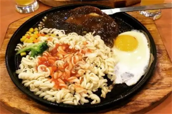 一品铁板饭