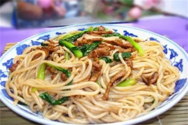 小勇炒米粉