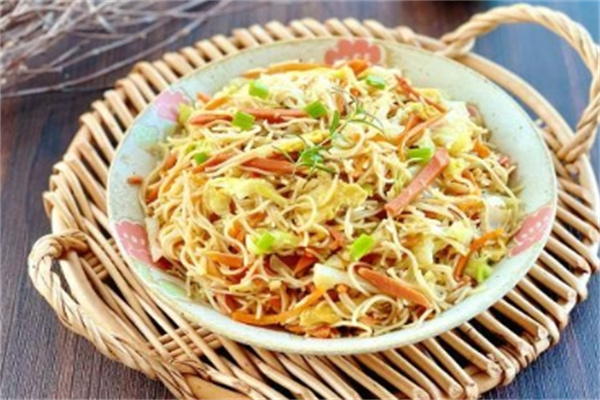 小勇炒米粉