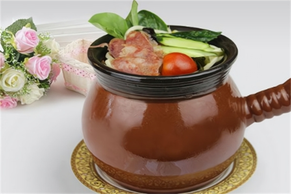 100度沸瓦罐快餐