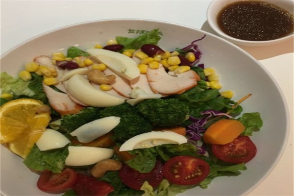罐子里的约会沙拉轻食
