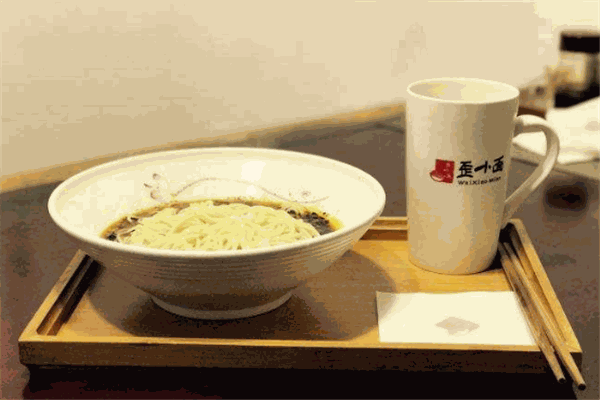 歪小面 歪小面