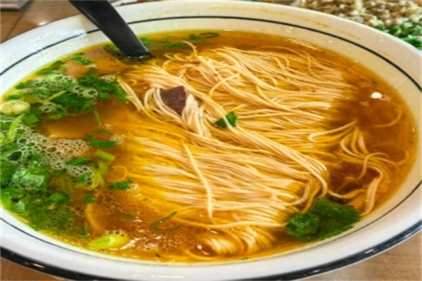 杨记清芳拉面