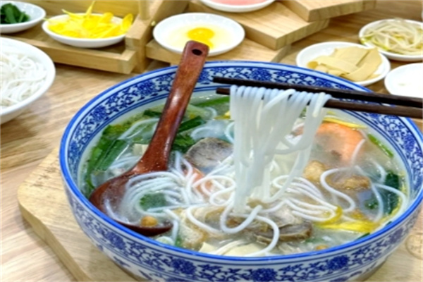 桥福园过桥米线 桥福园过桥米线