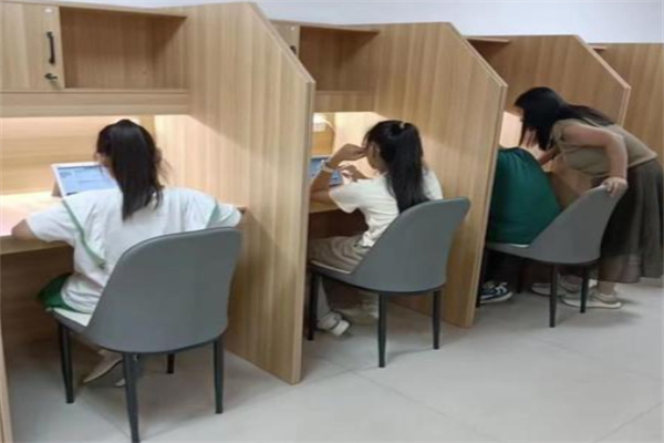 邻学AI自习室 邻学AI自习室