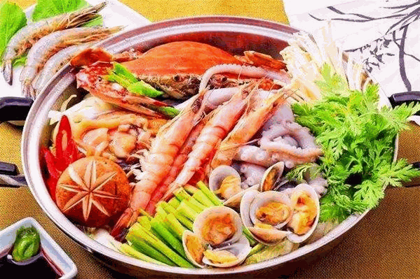蒸味海鲜火锅