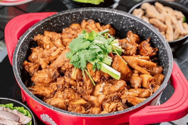 雷州狗龙孙狗羊鸡煲