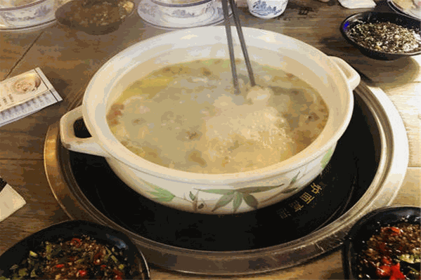 遇秦记椰子鸡