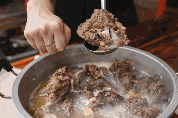 昆仑海牦牛大骨煲 昆仑海牦牛大骨煲