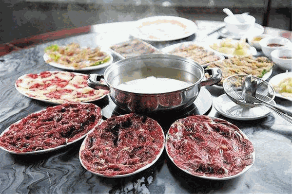箱食潮牛馆