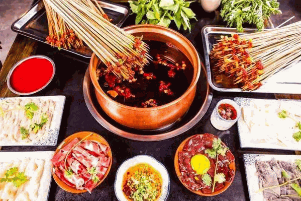江小串串串香火锅