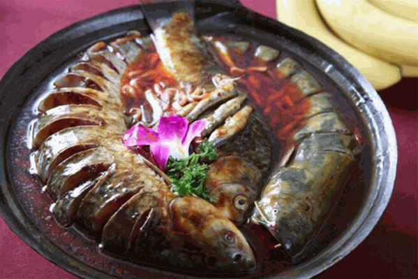 地锅鱼
