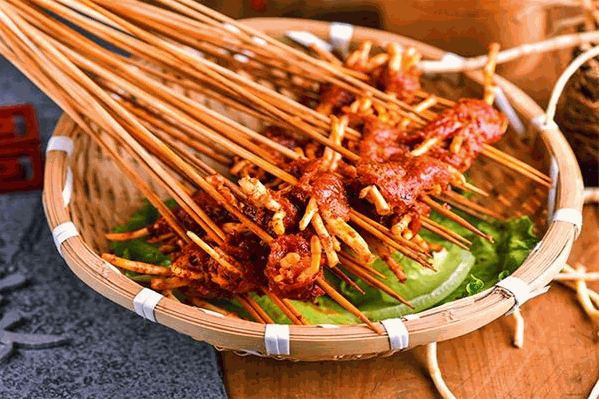 小君肝串串香火锅