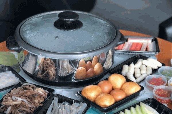 八零牛馆鲜牛肉火锅