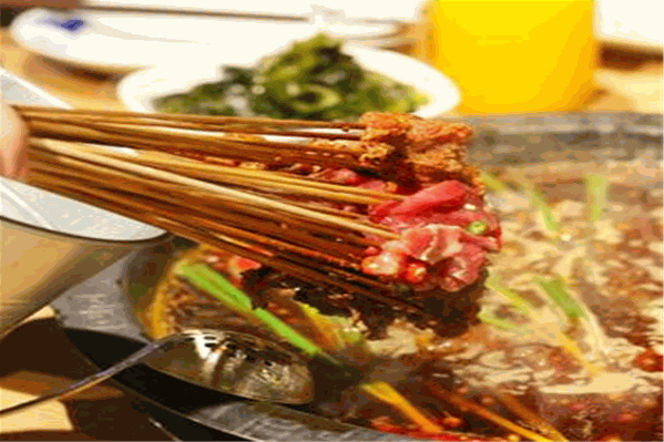 小胡子串串火锅