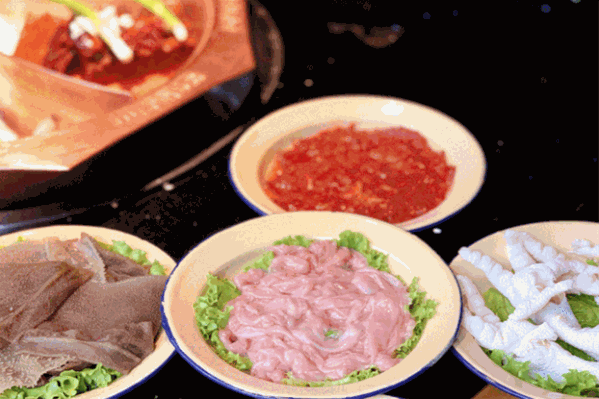 千肠指肚市井火锅