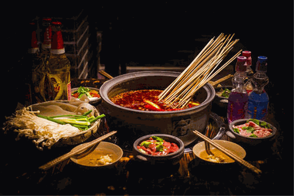 老妈砂锅串串香火锅