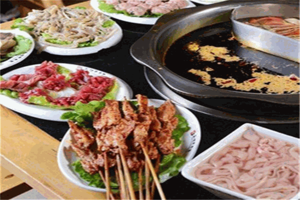 光头火锅店