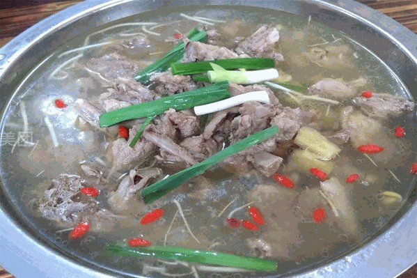 尝鹅宫