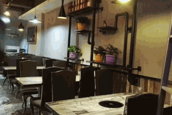全家福火锅店