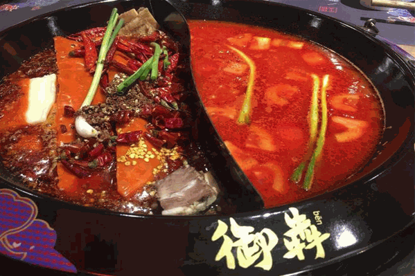 御犇成都牛排火锅