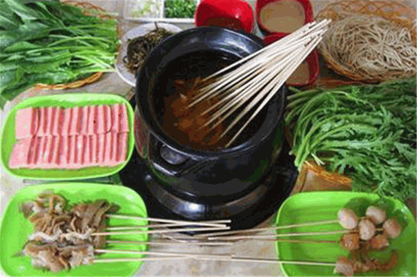 裕丰小土屋涮毛肚
