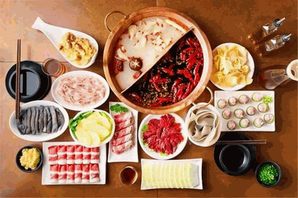 渝小辣火锅