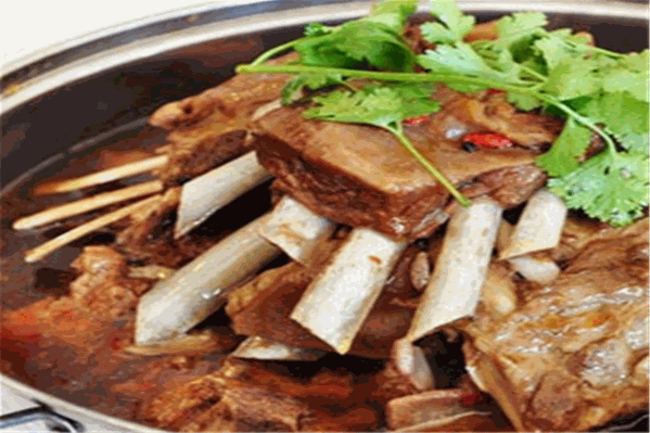 正红羊肉火锅