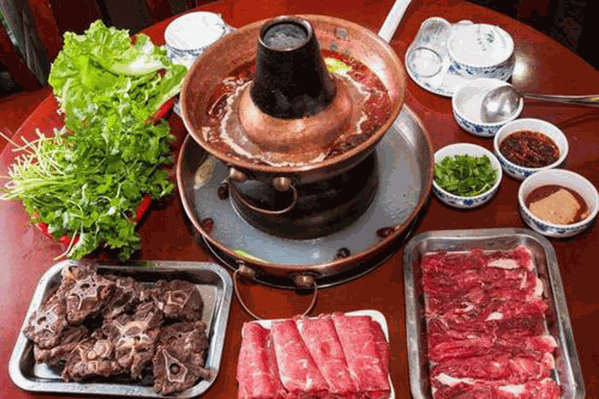 碳锅涮羊肉火锅