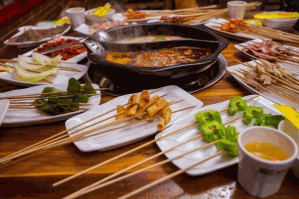 思盈串串香火锅