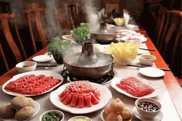 椰子叔叔原生态锅物料理火锅