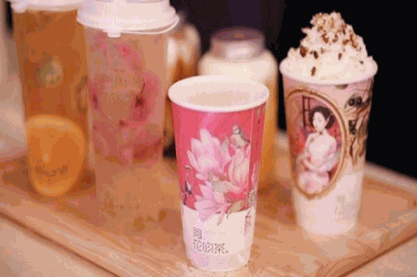 寻花吻茶