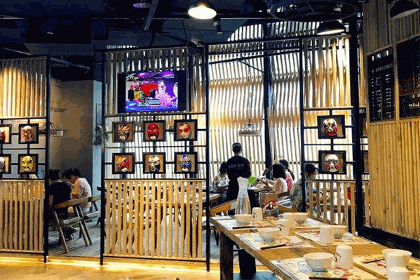 辣巴江串串香火锅