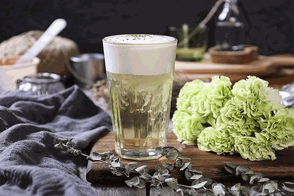绿辣奶茶