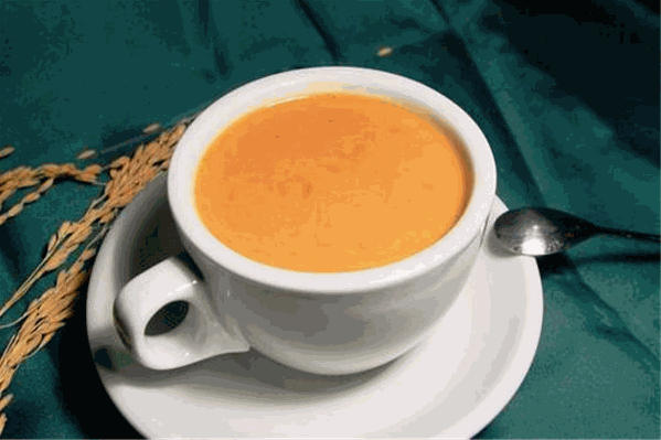 优格奶茶