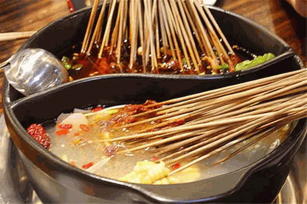 签和砂锅串串香 签和砂锅串串香