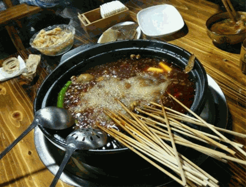蓉城老坎砂锅串串 蓉城老坎砂锅串串