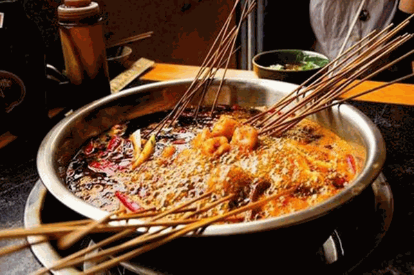 唇动串串